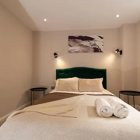 Modern - Leeds City Centre شقة ليدز